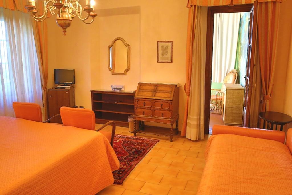 Hotel Villa Le Rondini Florenz Exterior foto