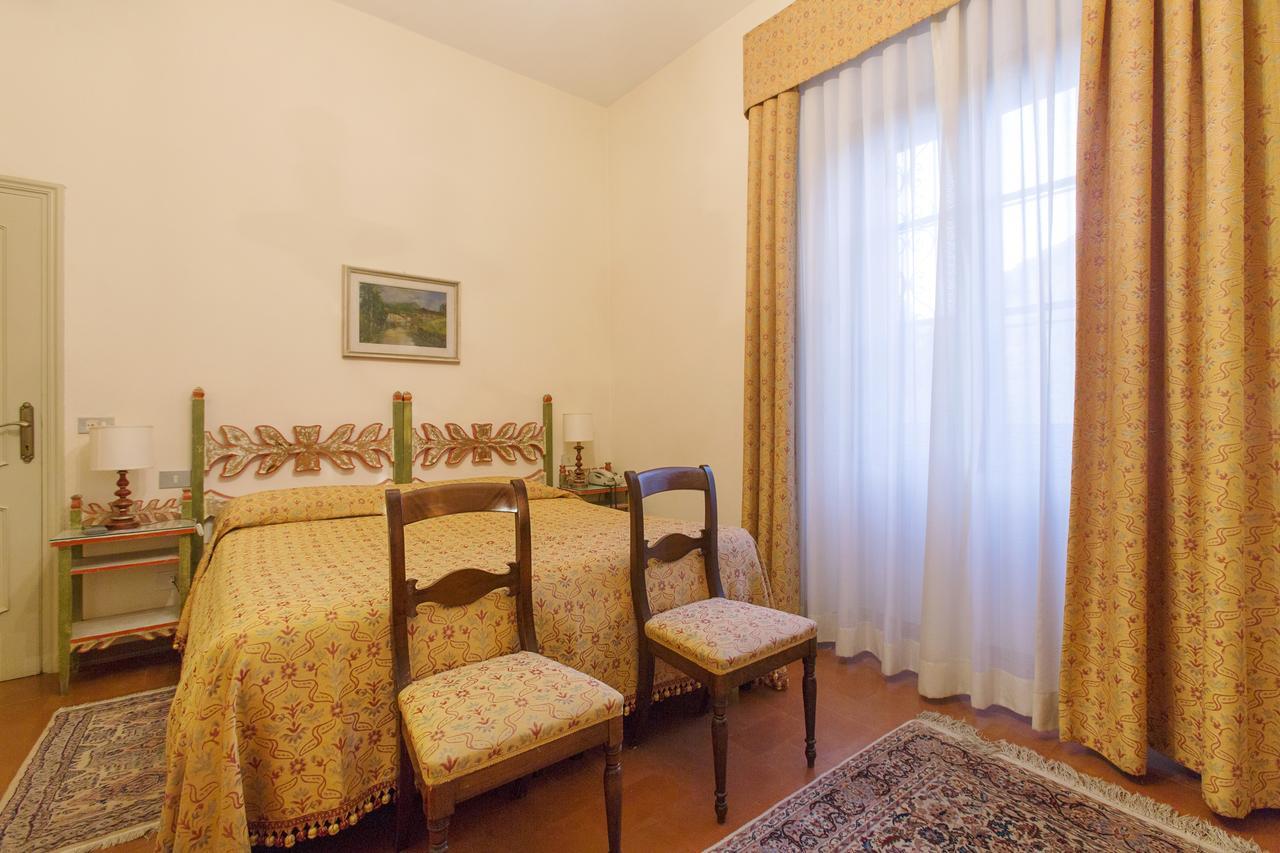 Hotel Villa Le Rondini Florenz Exterior foto