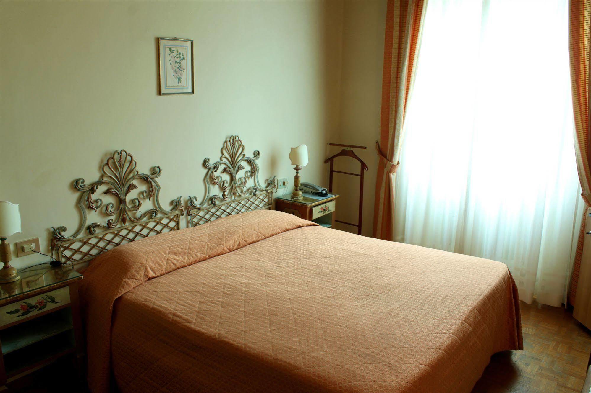 Hotel Villa Le Rondini Florenz Exterior foto